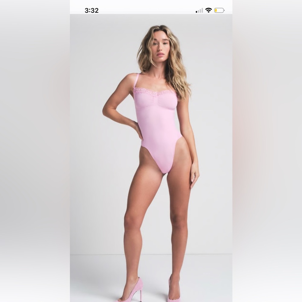 Skims seamless sculpt lace thong bodysuit